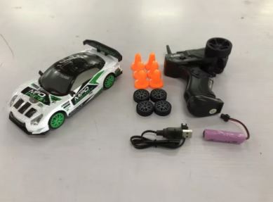 RC drift car toy complete set contents packaging